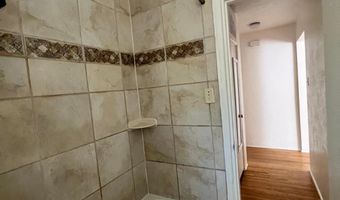 305 MADISON St NE, Albuquerque, NM 87108