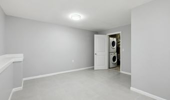 14 South St 20, Danbury, CT 06810