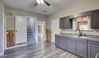 106 S Fox St, Alba, MO 64830