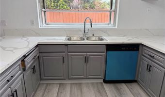 2435 W Broadway, Anaheim, CA 92804