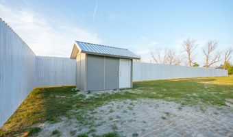 469 Dyal Rd, Baxley, GA 31513