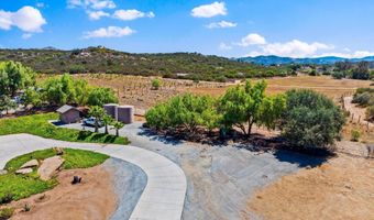 19553 Hidden Glen Rd, Alpine, CA 91901