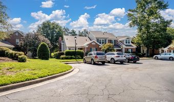 9435 Kings Falls Dr, Charlotte, NC 28210