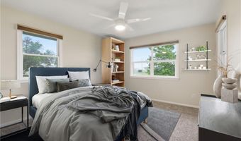 17341 N 158th St, Basehor, KS 66007