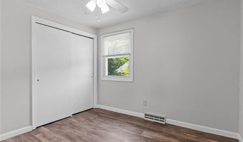 25 High St, Warwick, RI 02886