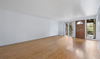 4015 Canario St D, Carlsbad, CA 92008