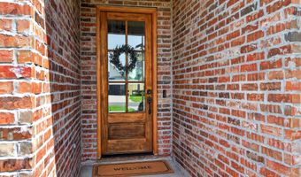 329 Newport Ln, Benton, LA 71006