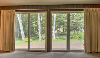 23 Meetinghouse Rd, Brattleboro, VT 05301