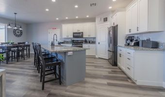 665 S Shelter Cove Dr, Big Water, UT 84741