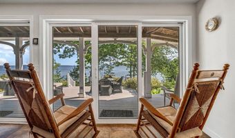 27 Highview Ter, Belfast, ME 04915