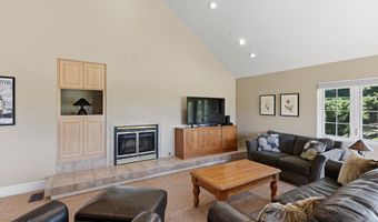 1337 BEACH LOOP Dr, Bandon, OR 97411