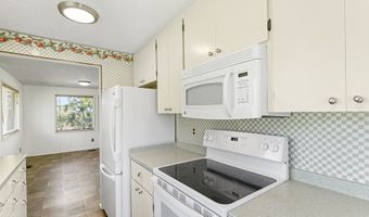 10418 CHAMPOEG Rd, Aurora, OR 97002