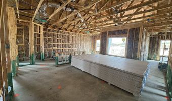 11011 Bop Ln, Adkins, TX 78101