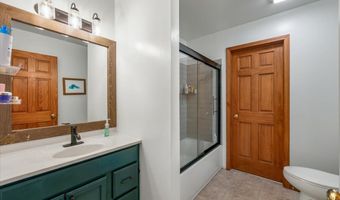 10118 Lund Ave, Algonquin, IL 60102