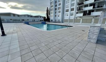 2750 NE 183rd St 906, Aventura, FL 33160