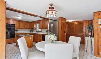 3 Indigo Rd, Barrington, RI 02806