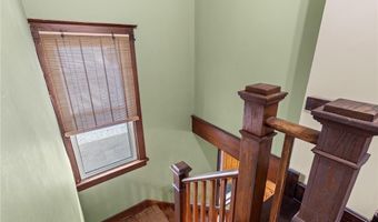 1518 Worden Ave, Alton, IL 62002