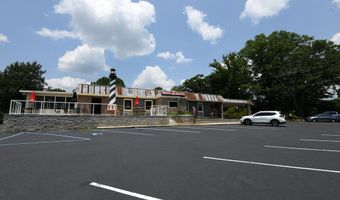 809 Greenwood St, Abbeville, SC 29620