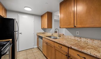 1530 KEY Blvd 617, Arlington, VA 22209