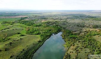 1555 Sadorus Hill Rd, Ashton, ID 83420