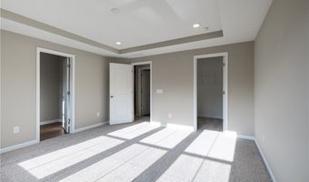 950-4 Memory Ln, Aurora, OH 44202