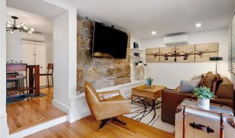 75 Pelham St A, Newport, RI 02840