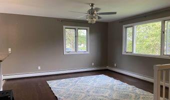 23 Lisa Dr, Barre, VT 05641