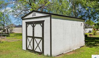 204 E 8th St, Adrian, MO 64720