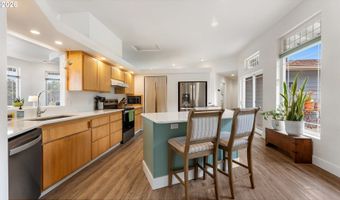 3868 GRANT Pl, Bandon, OR 97411