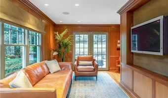 6 Searles Rd, Darien, CT 06820
