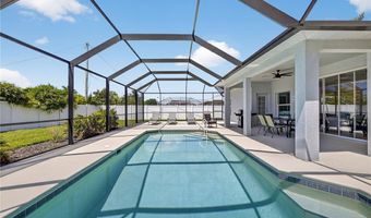 426 SE 22nd St, Cape Coral, FL 33990