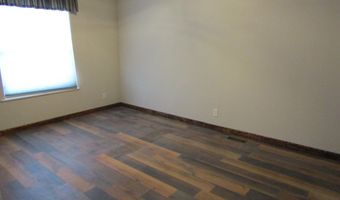 1401 W Bowman Dr, Artesia, NM 88210