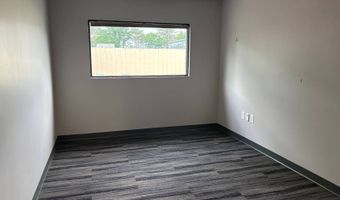 18 Computer Dr E, Albany, NY 12205