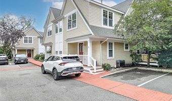 187 Washington Rd, Barrington, RI 02806