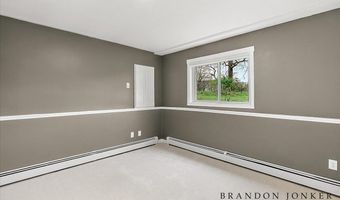 9095 76th St SE, Alto, MI 49302