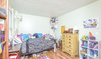817 NE Wayne Ave Ave 817, Abingdon, VA 24210