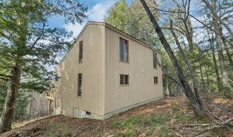30 Chapman Cir, Campton, NH 03223