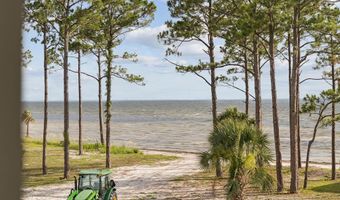 266 Dockside Dr, Port St. Joe, FL 32456