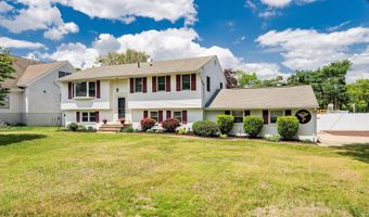 570 Forest Hills Pkwy, Bayville, NJ 08721