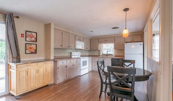 102 Partridge Ln, Goffstown, NH 03045