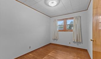 173 Tracy Dr, Burlington, VT 05408