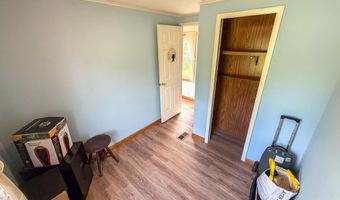 284 Cross Rd, Bradford, VT 05033
