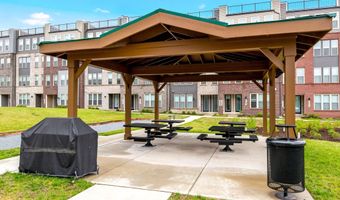 21950 GARGANEY Ter, Ashburn, VA 20147