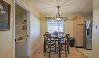 1005 Maple Dr, Alamogordo, NM 88310