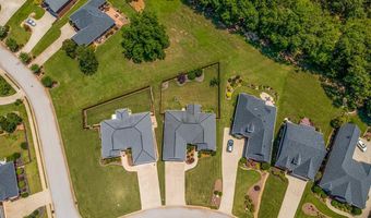 821 E Golden View Ln, Boiling Springs, SC 29316