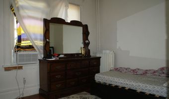 275 W Lawrence St, Albany, NY 12208