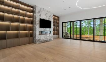 245 Traditions Dr, Alpharetta, GA 30004