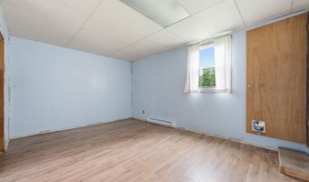 11717 E Edgewater Rd, Albany, IN 47320