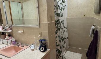 275 N Portage Path, Akron, OH 44303