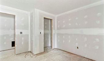 220 North St, Austin, IN 47102